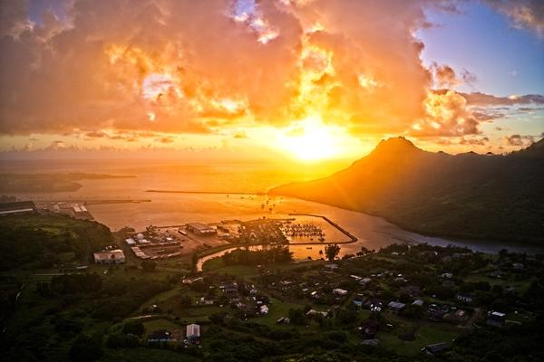 Nawiliwili-Harbor-Sunrise-Lihue-Kauai-HI