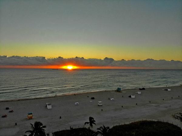 South-Beach-FL-Sunrise
